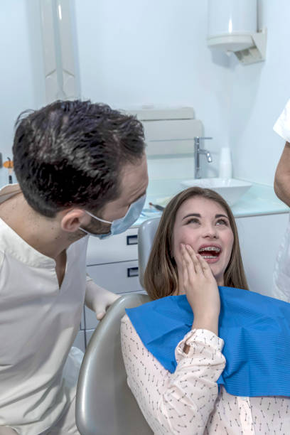 Best Cracked Tooth Emergency Dentist  in Lliams Bay, WI